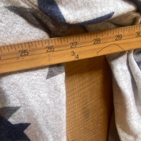 Buffalo David Bitton Women’s XXL Cozy Crewneck Sweatshirt Gray Star Print Banded - Picture 7 of 8